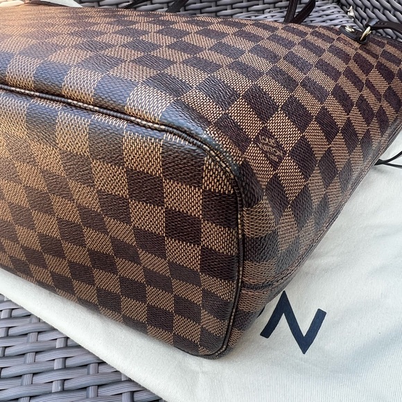Louis Vuitton Neverfull MM DE - Picture 12 of 17